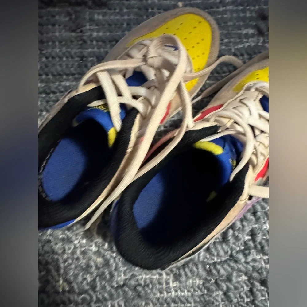 air force 1 low red, blue, yellow With stick on pieces - Picture 8 of 9